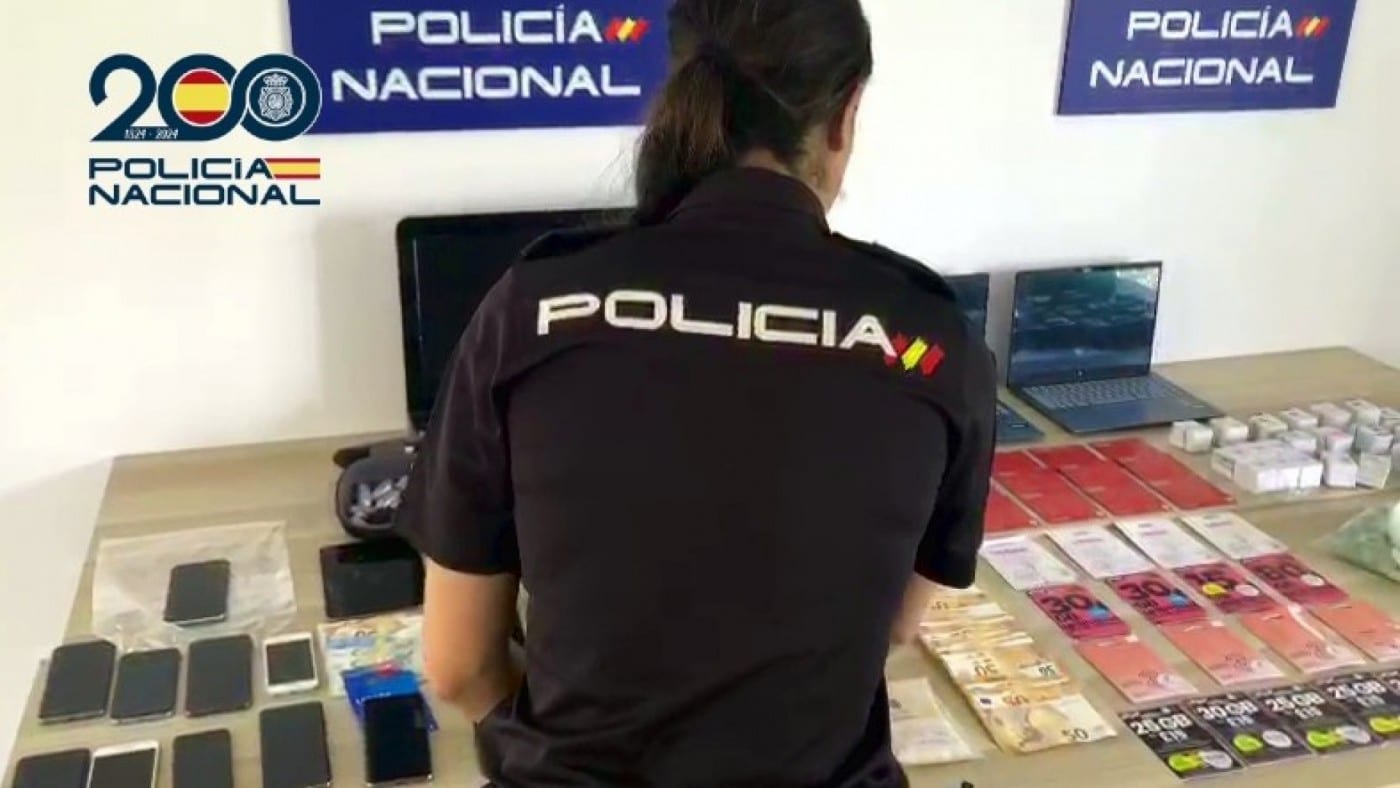 Británicos y noruegos entre los detenidos por cibercriminales en Torrevieja y Orihuela Costa