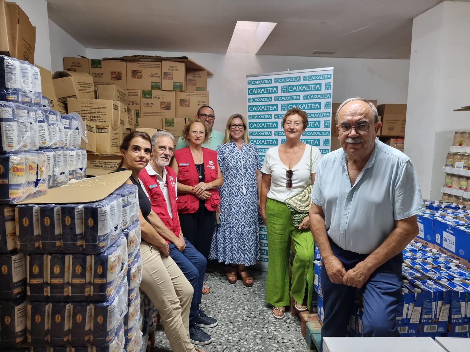 Bienes de primera necesidad donados a Cáritas Altea