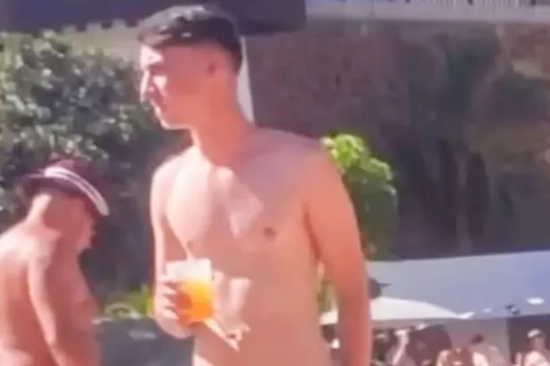 La desaparición de Jay Slater y las informaciones sobre un Rolex robado desconciertan a las autoridades de Tenerife • The Canary News
