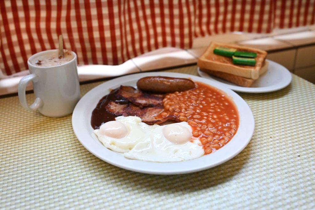 Las personas que comen más arroz blanco, café, huevos y mariscos tienen niveles más altos de PFAS en su cuerpo