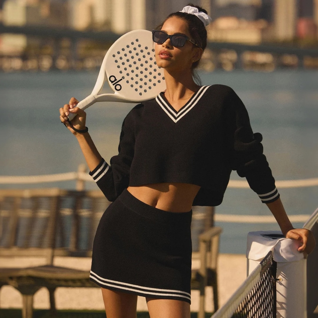 Domina la tendencia Tenniscore con estos estilos ganadores