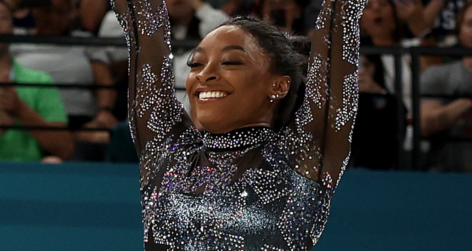 Simone Biles rinde homenaje a su juventud antes de la clasificación de gimnasia para los Juegos Olímpicos de 2024