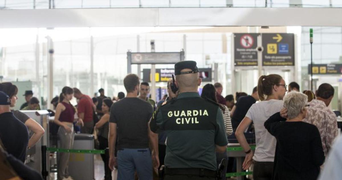 La prohibición de líquidos se mantendrá en la mayoría de los aeropuertos durante un año más