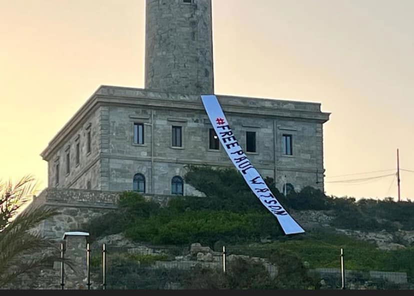 Cabo de Palos apoya a Paul Watson « Euro Weekly News