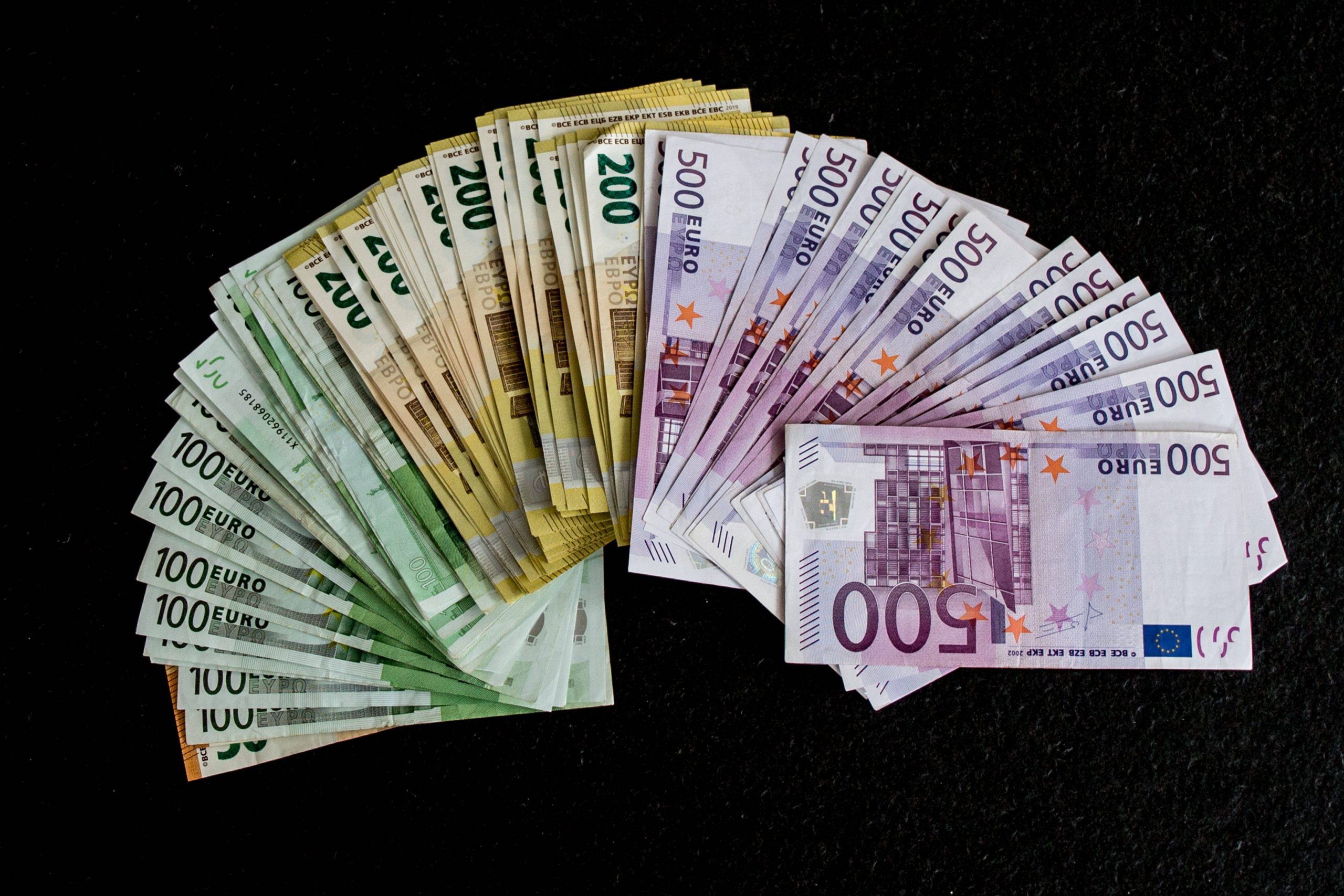 Multa de casi un millón de euros a un edificio de 12 viviendas turísticas sin licencia en Mallorca