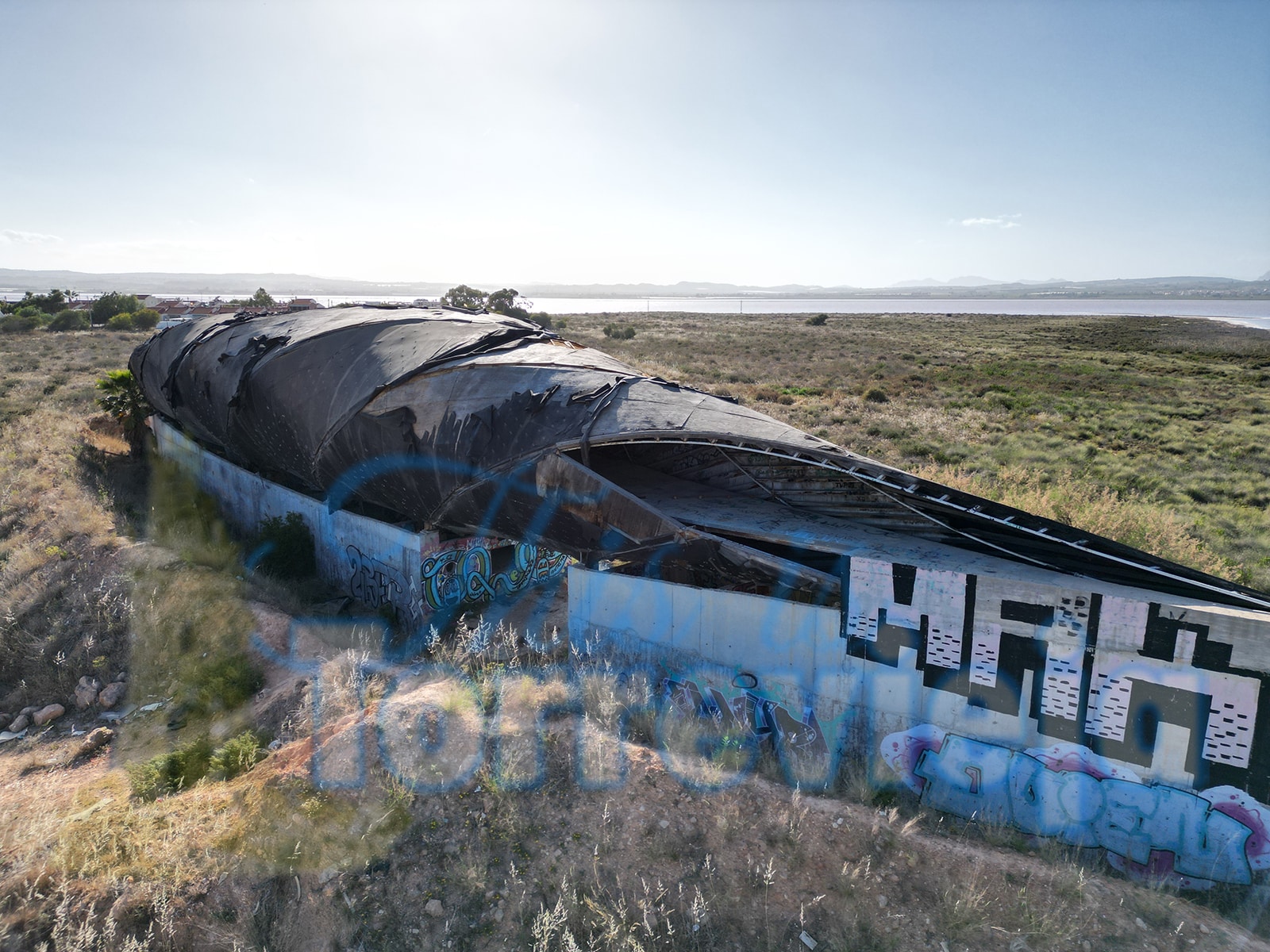 El futuro del abandonado Cigar Spa de Torrevieja podría resolverse pronto