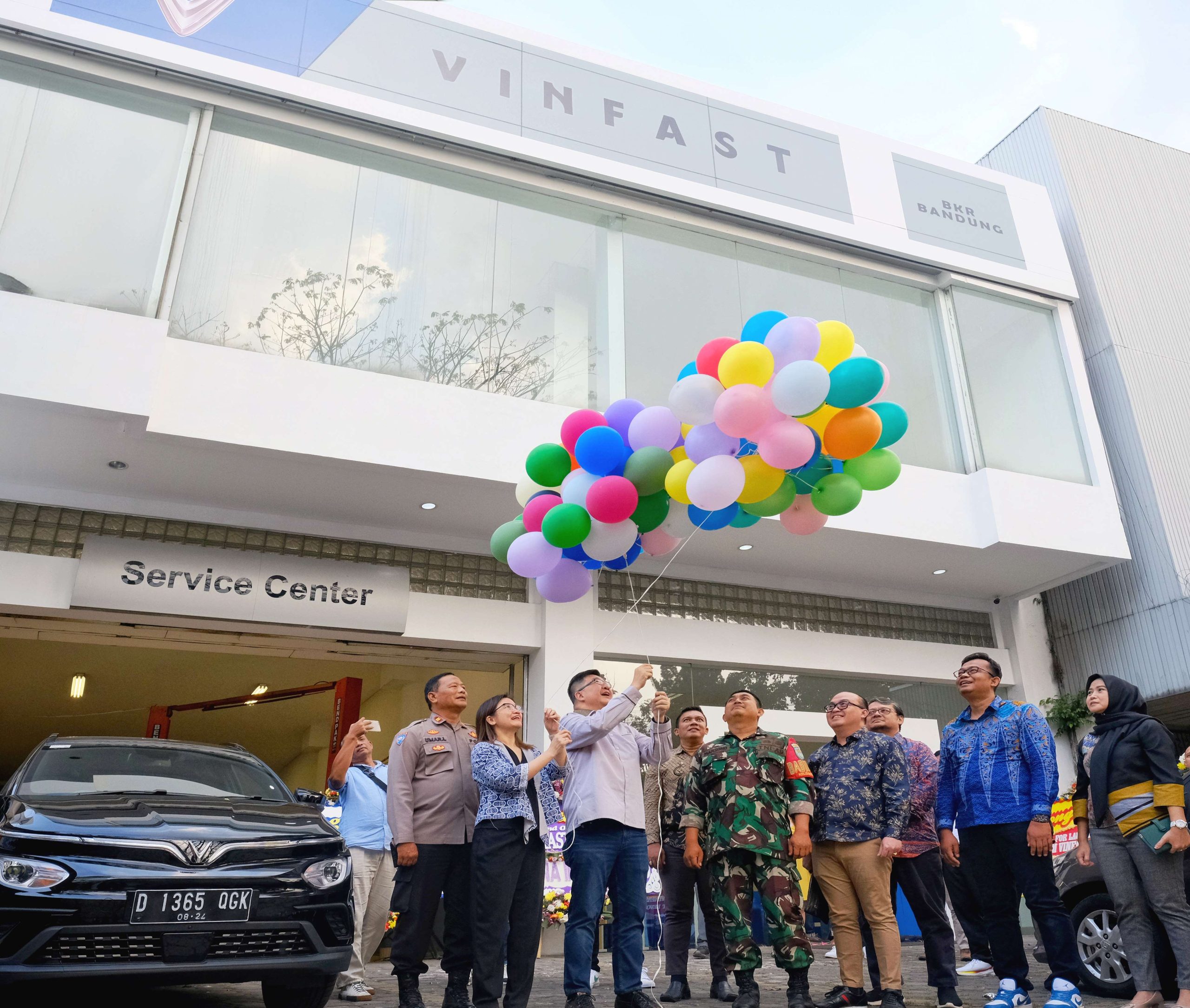 VinFast continúa su expansión con 15 nuevas tiendas en Indonesia