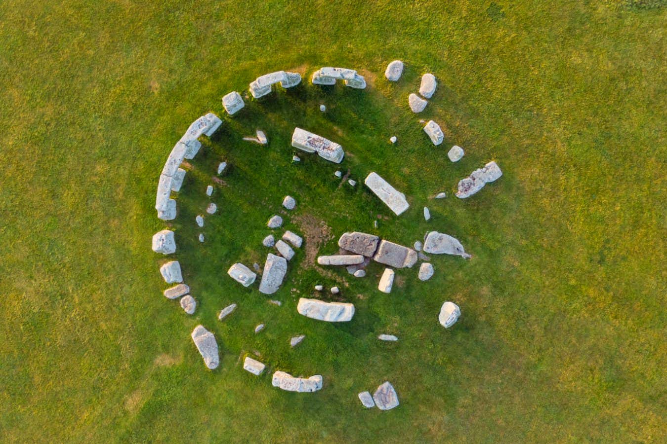 La piedra del altar de Stonehenge fue traída desde Escocia.