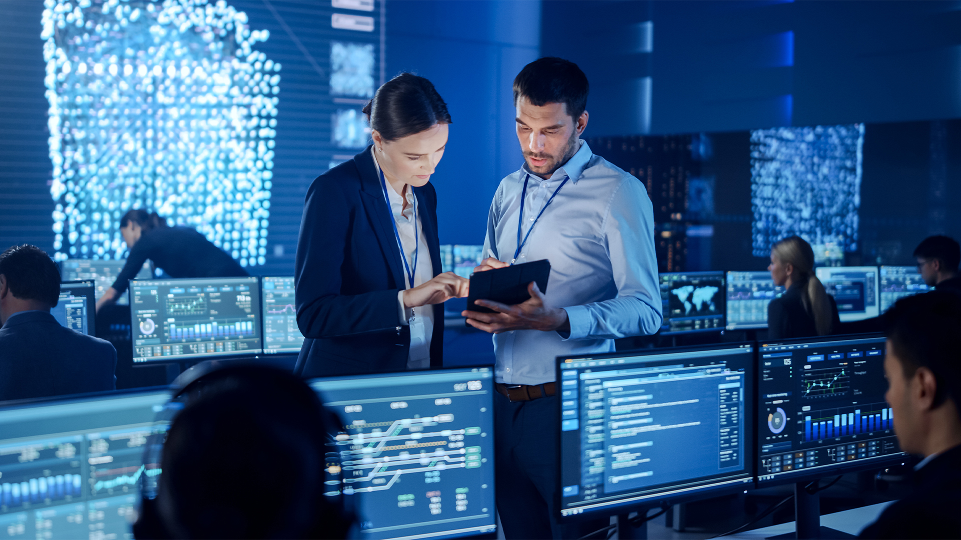 Con la fecha límite de NIS2 inminente y el panorama regulatorio cada vez más complejo, las empresas deben garantizar que la ciberseguridad y la resiliencia sean prioridades