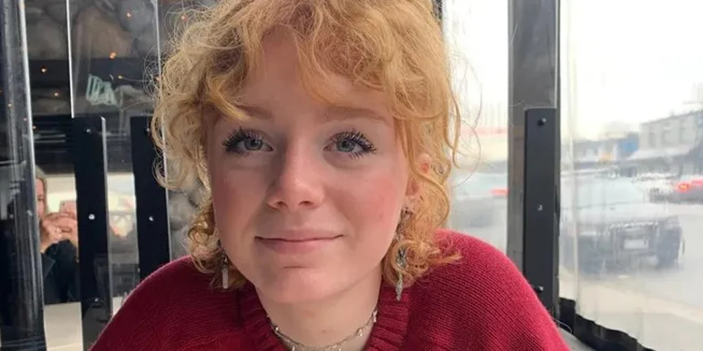 Mamie Laverock de When Calls the Heart brinda información actualizada después de una caída de cinco pisos en el hospital