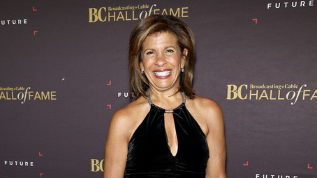 SNL se burla de la salida del programa Today de Hoda Kotb durante el estreno de la temporada 50; Dice que ESTA personalidad de televisión la reemplazará