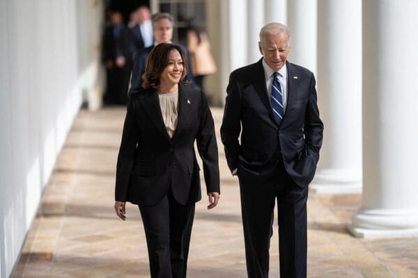 Biden y Harris anunciarán nuevas medidas para reducir la violencia armada