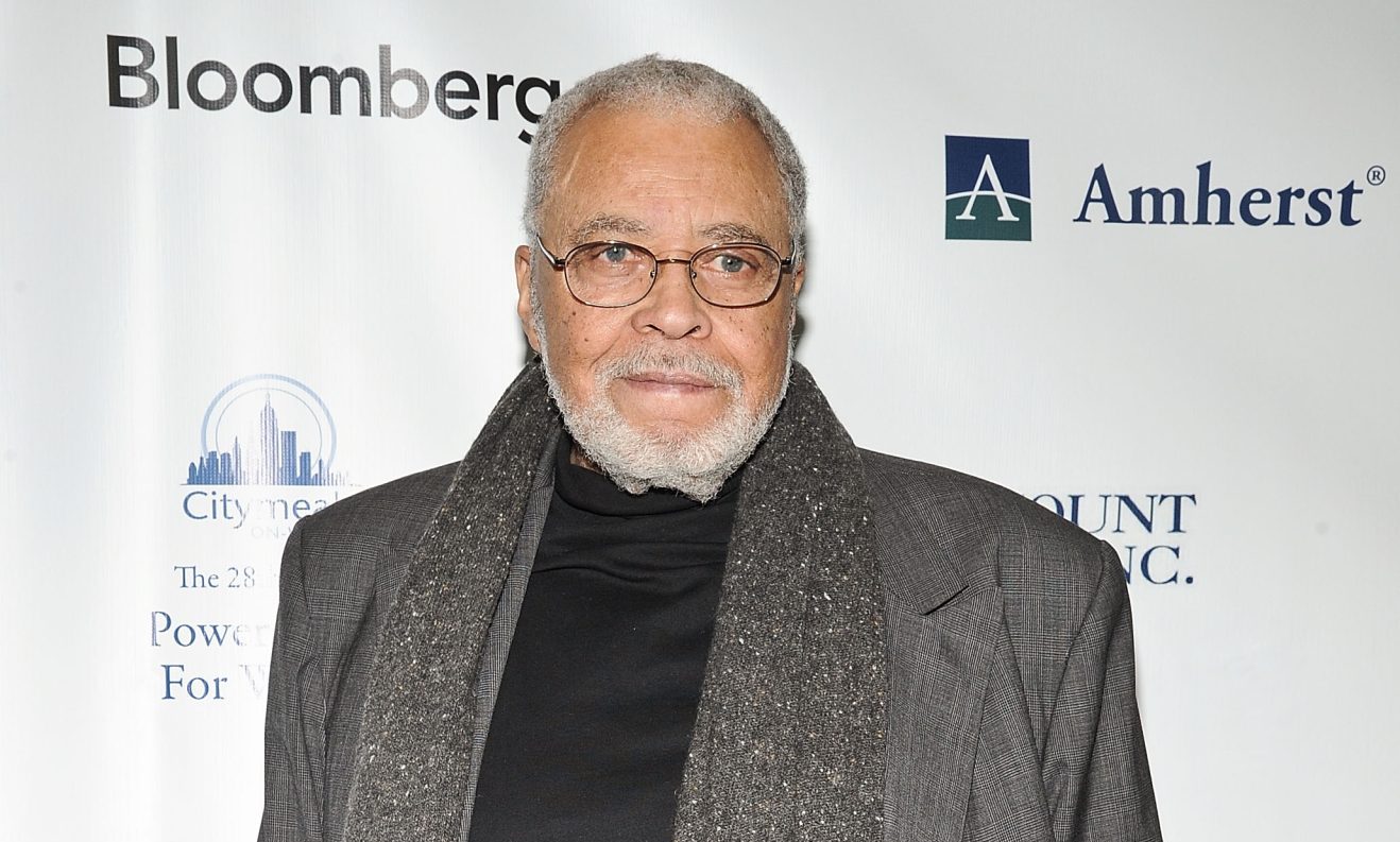 James Earl Jones, actor icónico y voz de Darth Vader, fallece a los 93 años