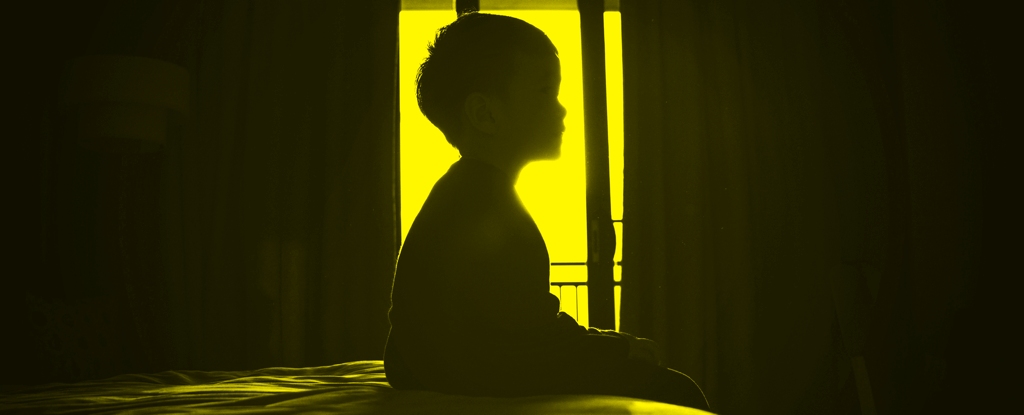 Un estudio demuestra que aprendemos a fingir sorprendentemente temprano en nuestras vidas: ScienceAlert