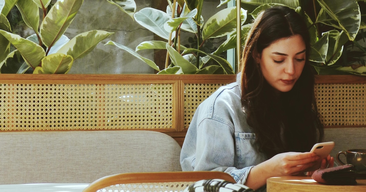 Encuesta: los nativos digitales de Nueva Zelanda prefieren el apoyo de salud mental en persona