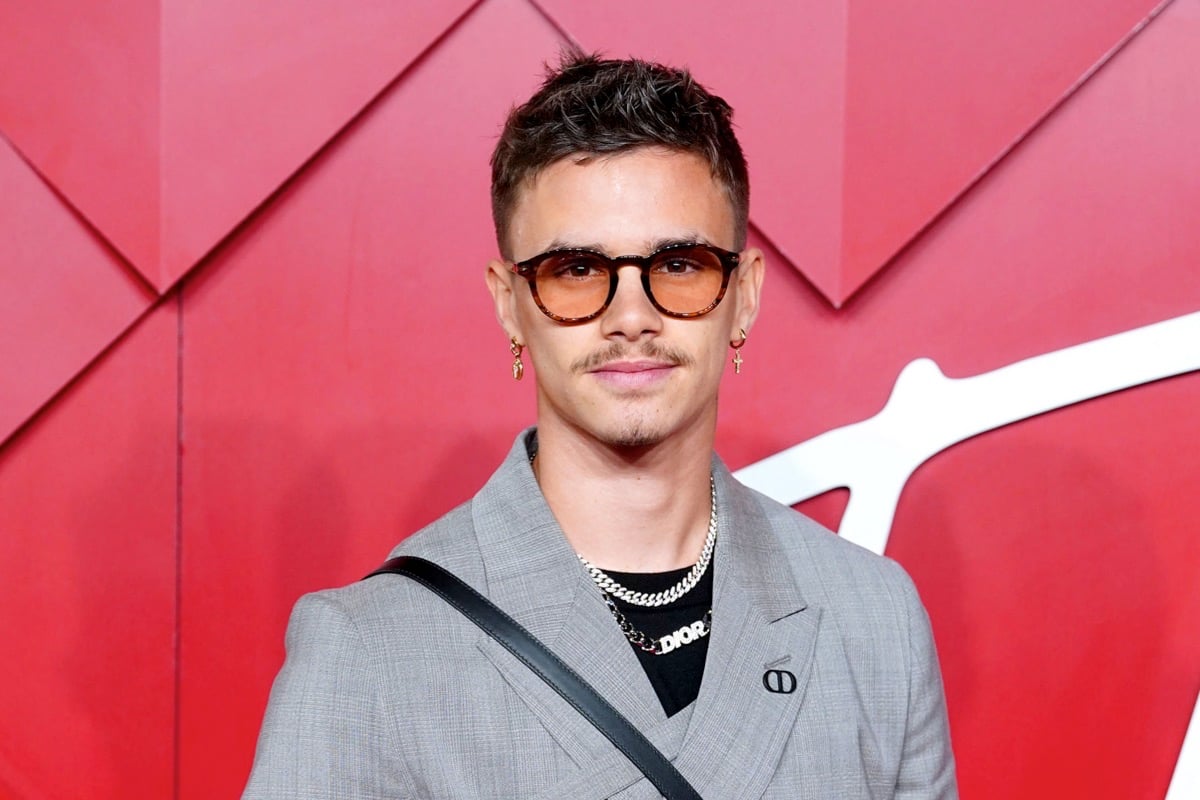 Romeo Beckham abandona el equipo de fútbol de la Premier League Brentford FC a pesar de su nuevo contrato para dedicarse al modelaje