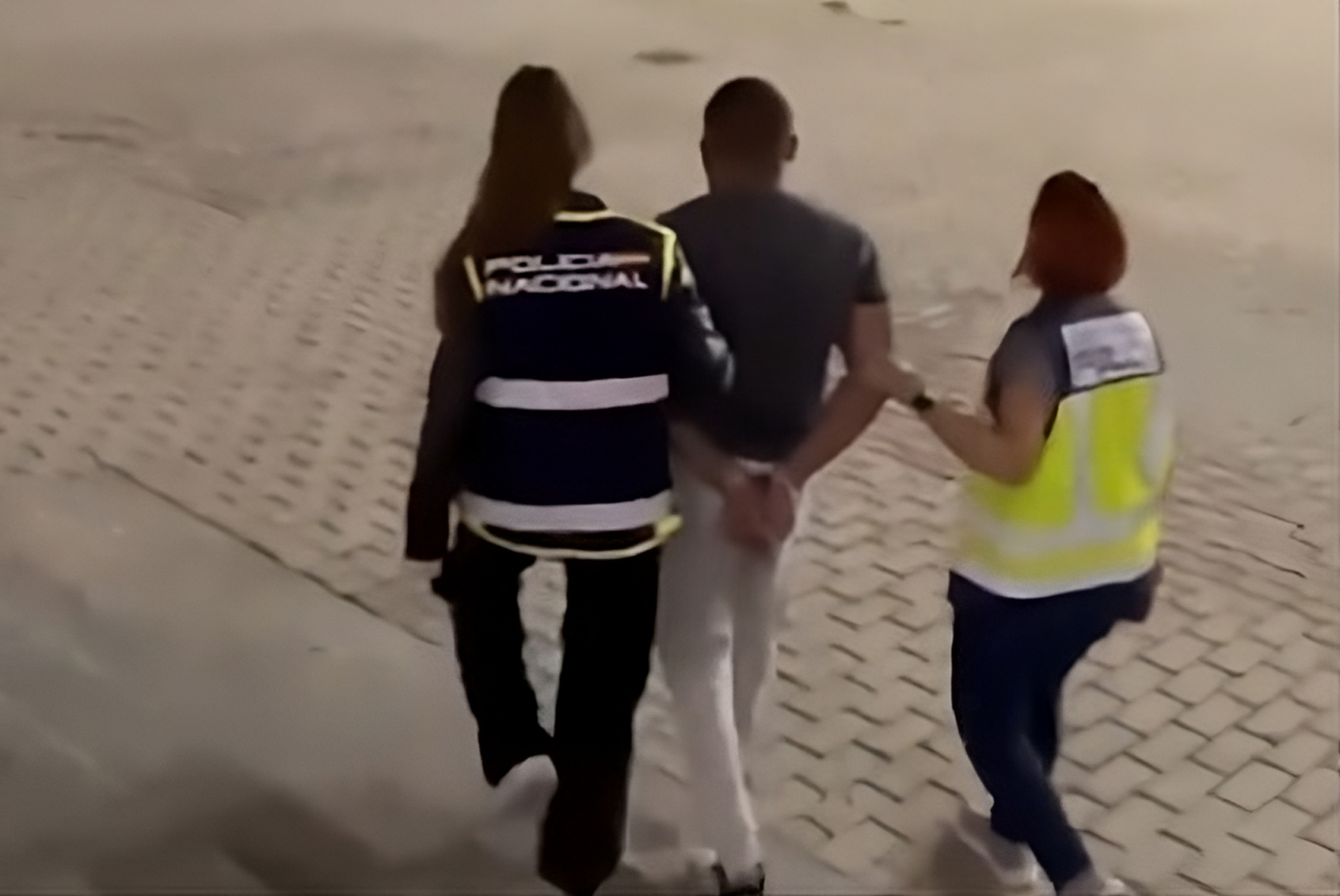 Ver: El sicario más temido de Panamá y líder de la notoria banda ‘Terror Killa’ es arrestado por policías encubiertos en un centro comercial en España