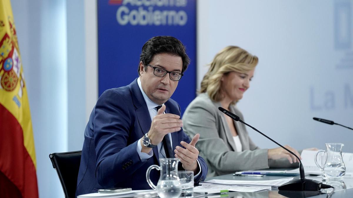 Moncloa acusa a Ayuso de “ausentismo laboral” y ve en su plantón a Sánchez “tacticismo interno”