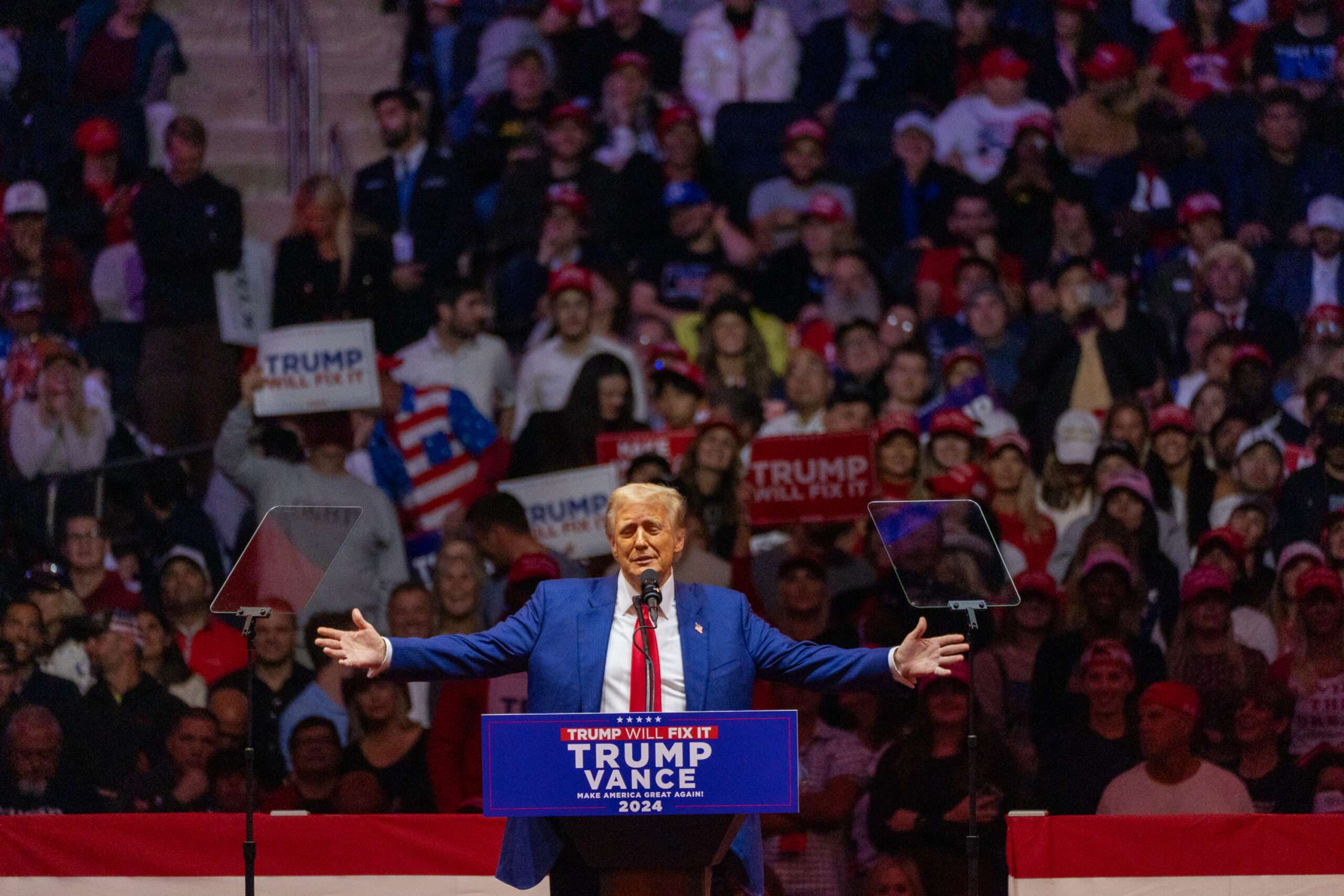 Donald Trump no es lo suficientemente reflexivo como para ser fascista