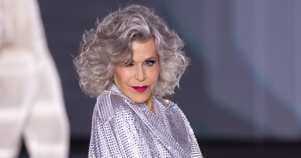 Amigos que piensan en ‘A Little Nuts’ de Jane Fonda sobre los pies (EXCLUSIVO)