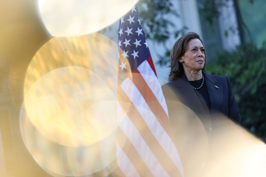 Harris recluta algunas estrellas, Trump es demandado por hombres que quería muertos