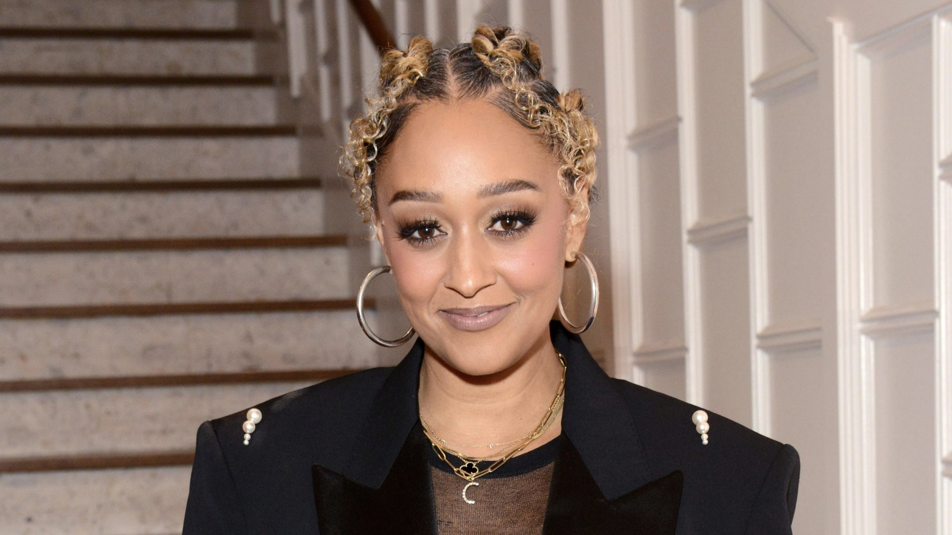 Tia Mowry revela por qué ha puesto “una pausa en las citas”