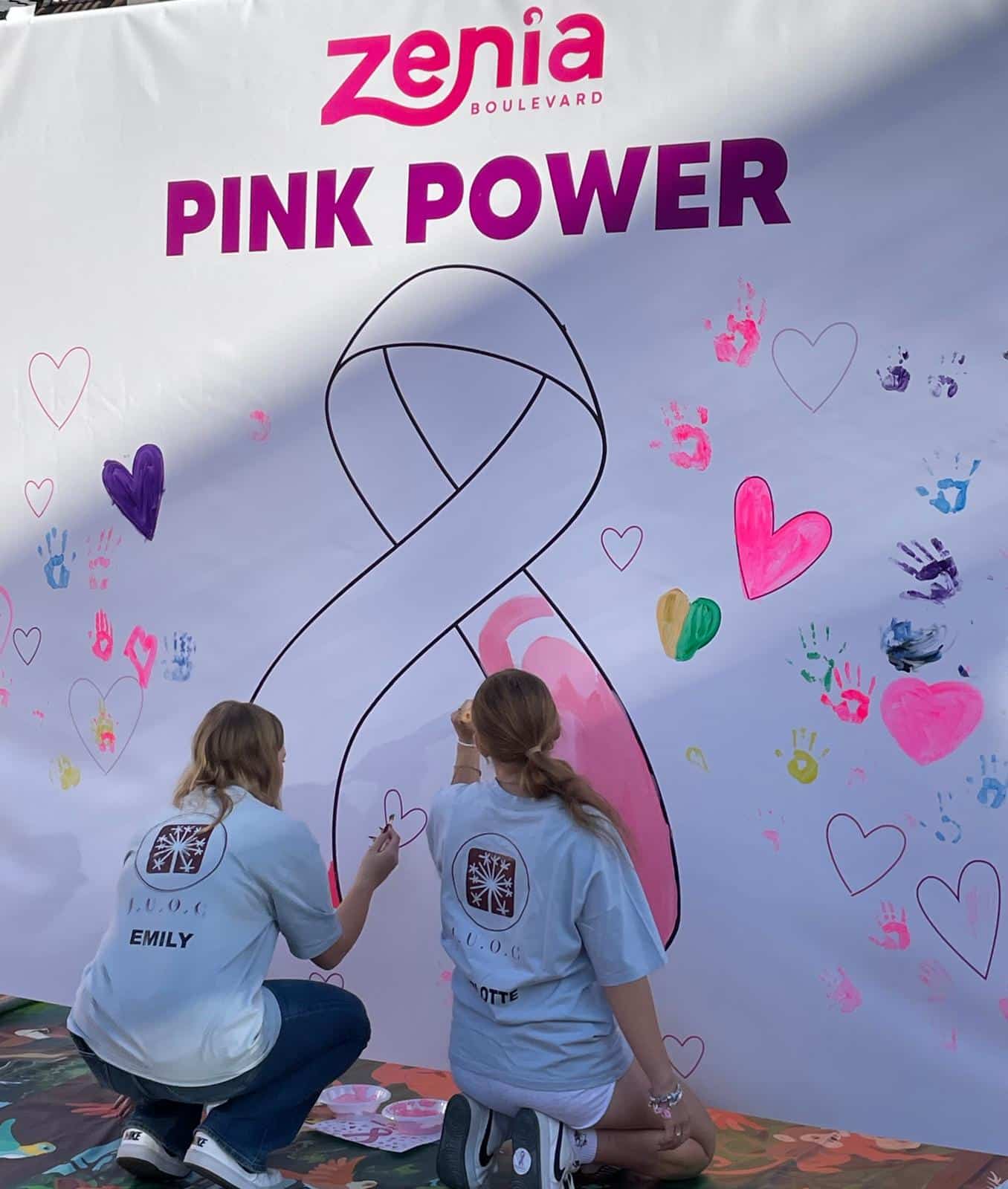 Pink Ladies recaudan fondos para la concientización sobre el cáncer de mama