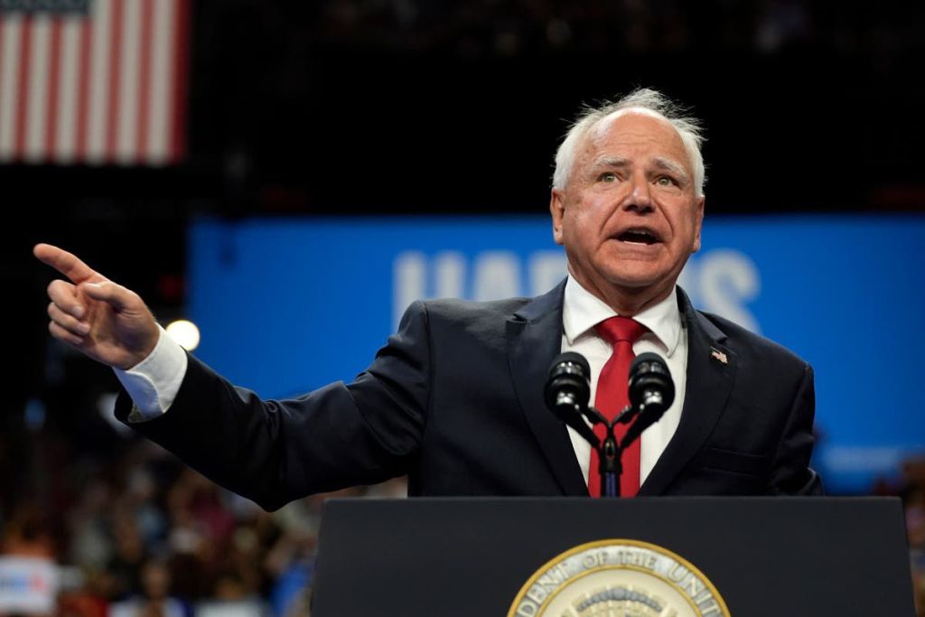 Tim Walz: gobernador, congresista, entrenador, maestro, veterano: un hombre de verdad.