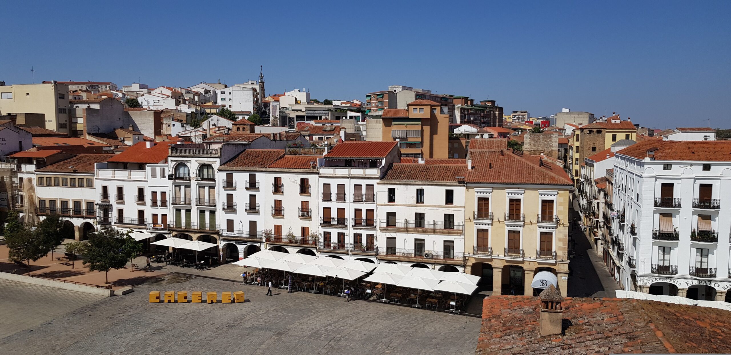 Los tres pueblos que debes visitar en España durante el otoño, según The Times
