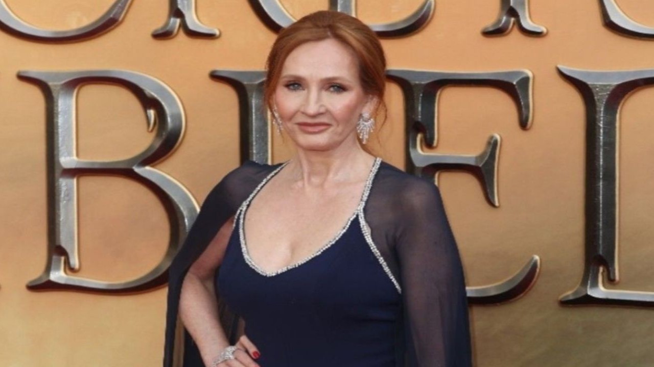Los creadores de la serie de televisión de Harry Potter dicen que JK Rowling no ha permitido que sus opiniones transfóbicas se interpongan entre el proceso de desarrollo del programa