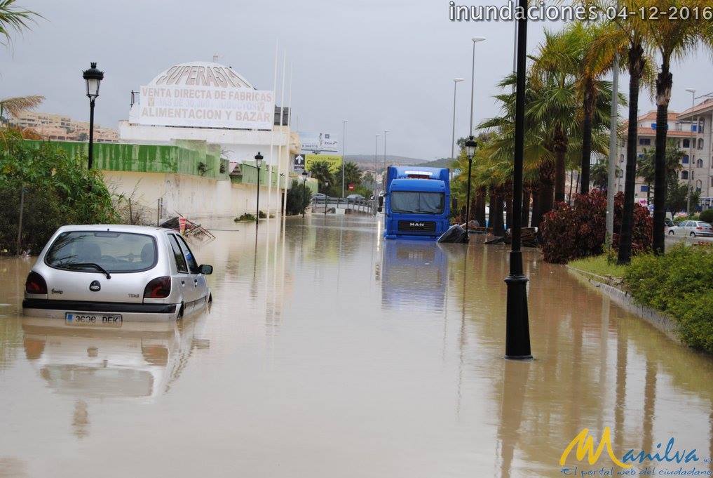 Se recomienda extremar la precaución en Málaga ante las tormentas entrantes: se pide a los residentes de la Costa del Sol que cierren ventanas y contraventanas durante el diluvio de esta noche, ya que los expatriados temen que se repitan las históricas inundaciones de 2016.