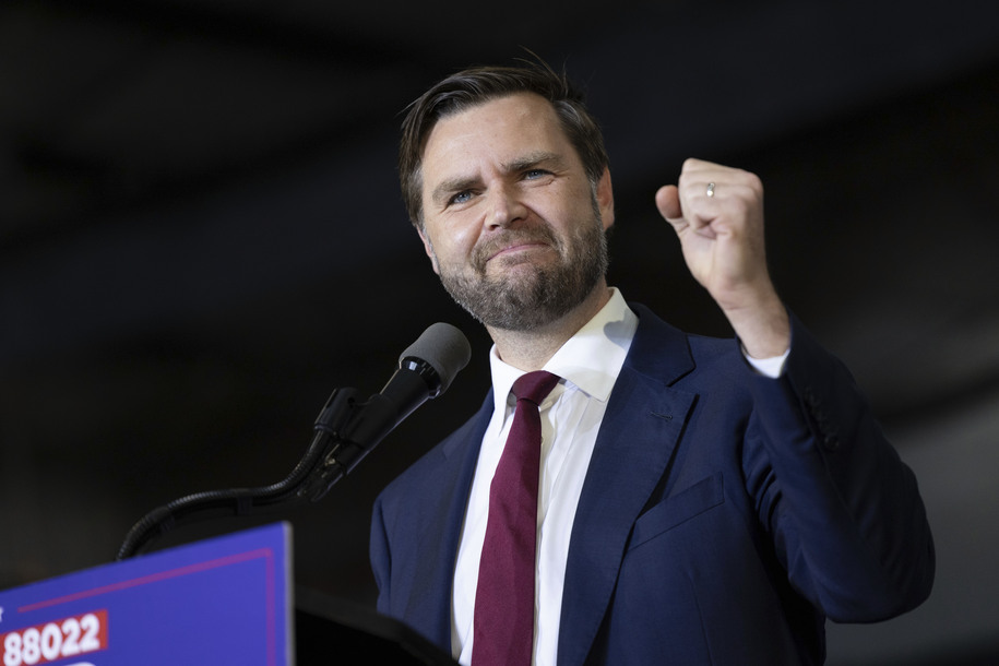 Los 9 comentarios más desquiciados de JD Vance de su entrevista con Joe Rogan