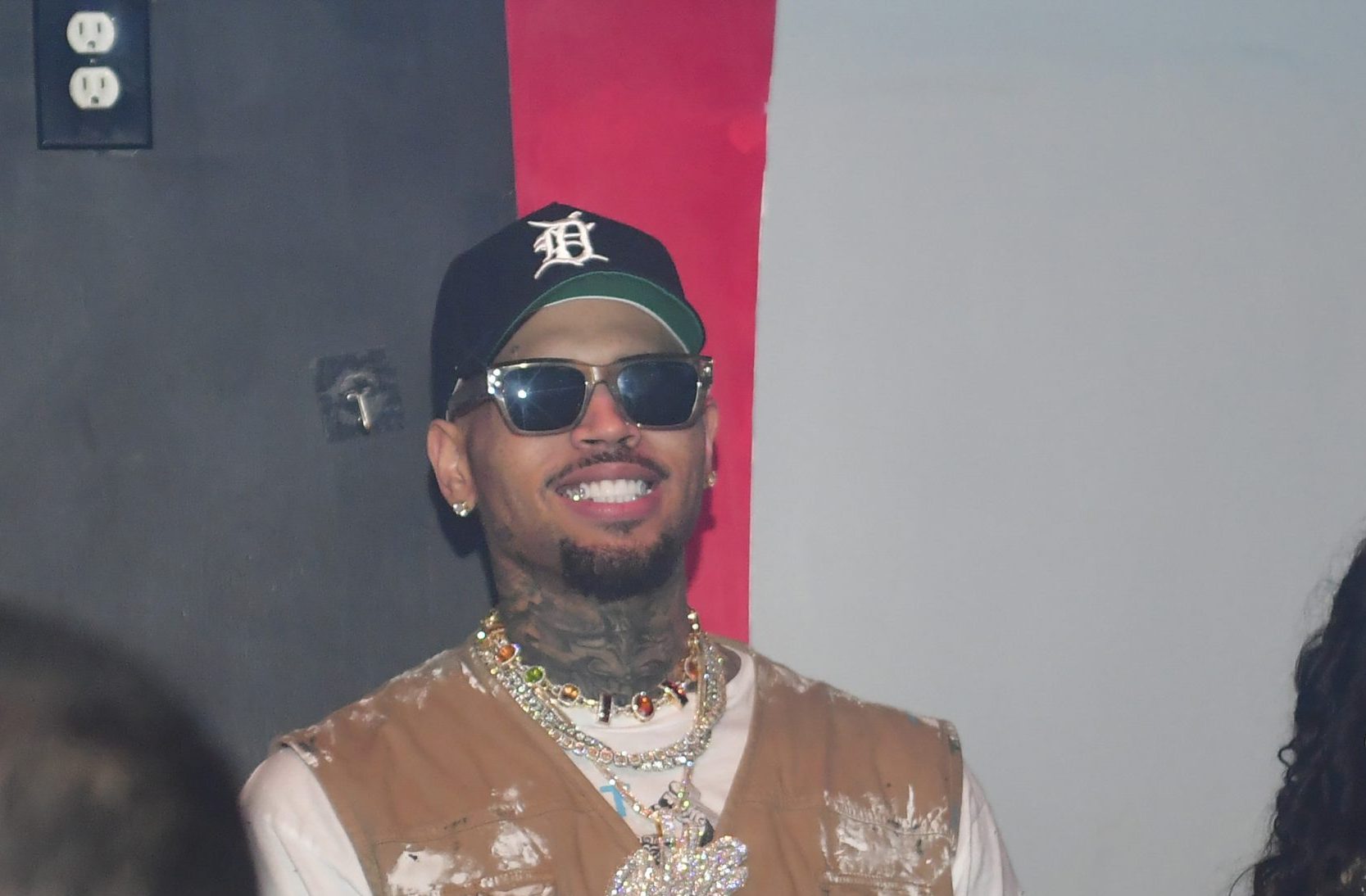 Chris Brown explica su vida amorosa a Kai Cenat en una transmisión viral