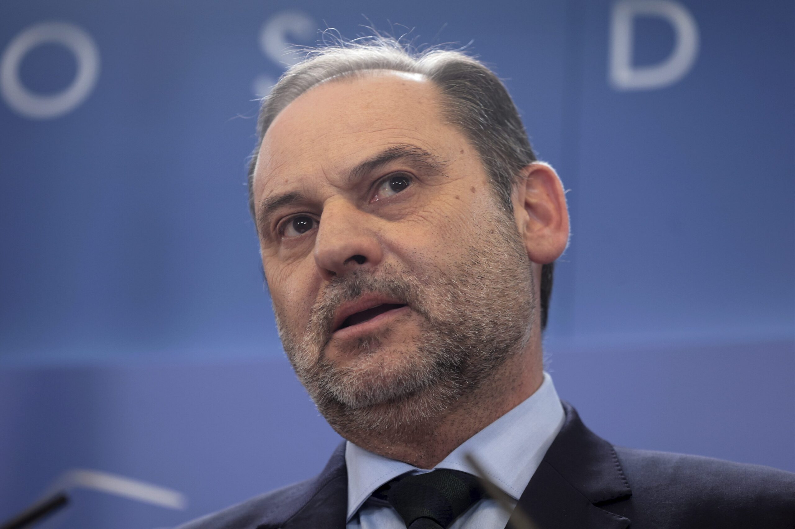El exministro se enfrenta a una investigación de corrupción por el escándalo del contrato de máscaras Covid-19 y el ‘regalo de soborno’ de una casa en la Andalucía española