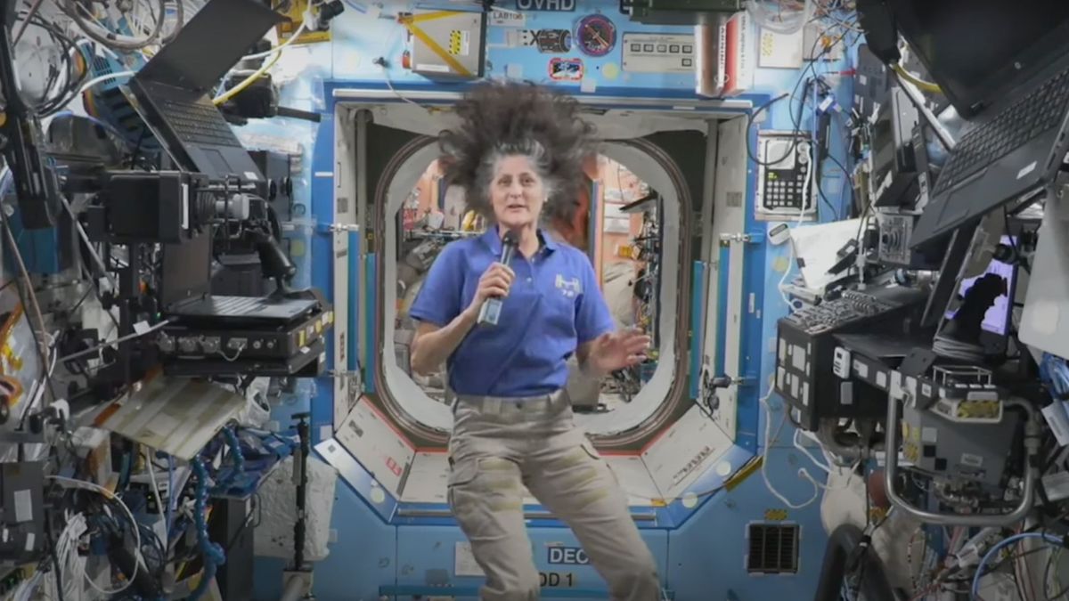 ‘Peso lo mismo’: la astronauta de la NASA Suni Williams refuta las afirmaciones sensacionalistas sobre la salud (vídeo)