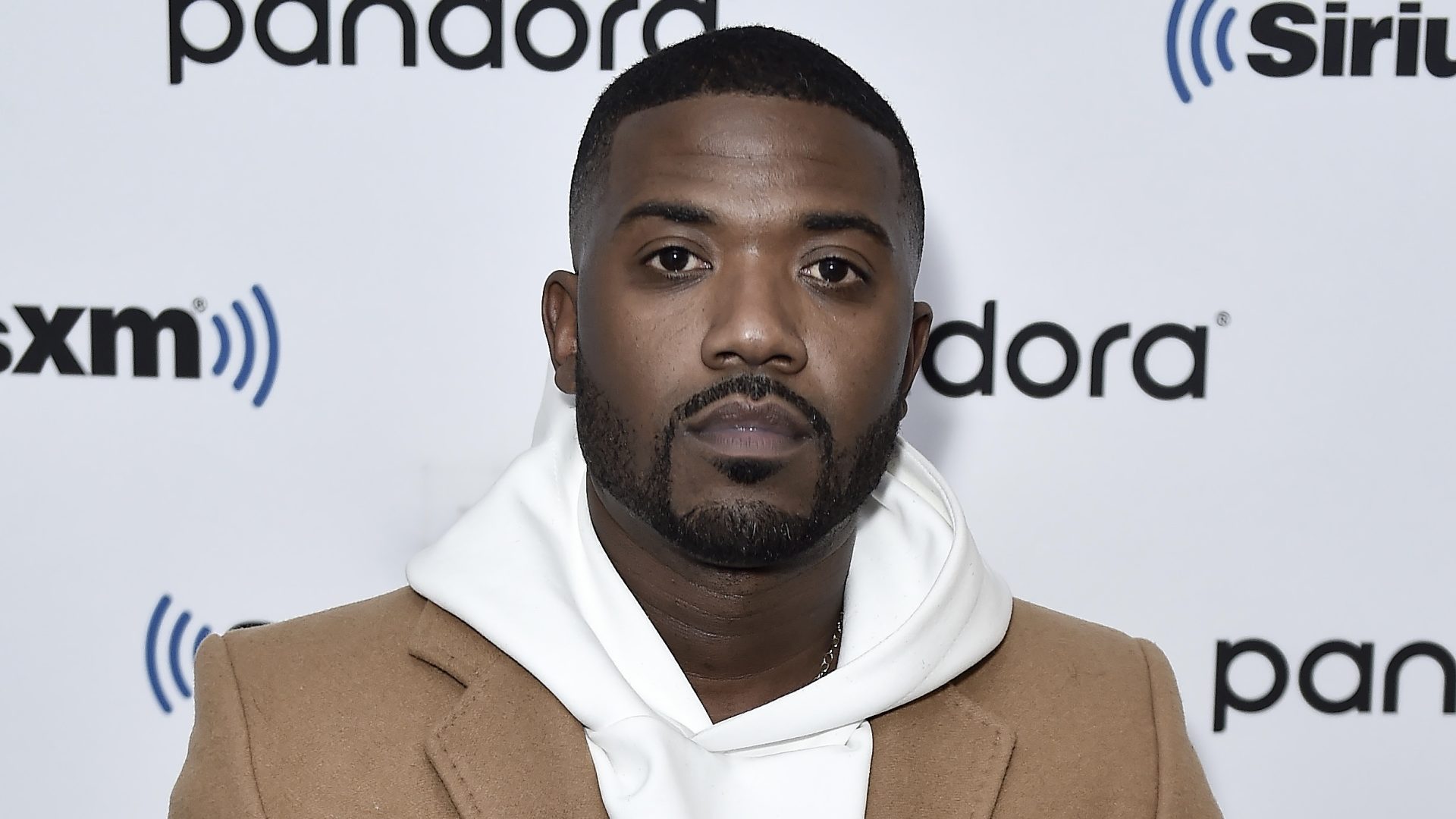 Ray J habla de intento de suicidio y dice que la gente quiere matarlo (vídeo)