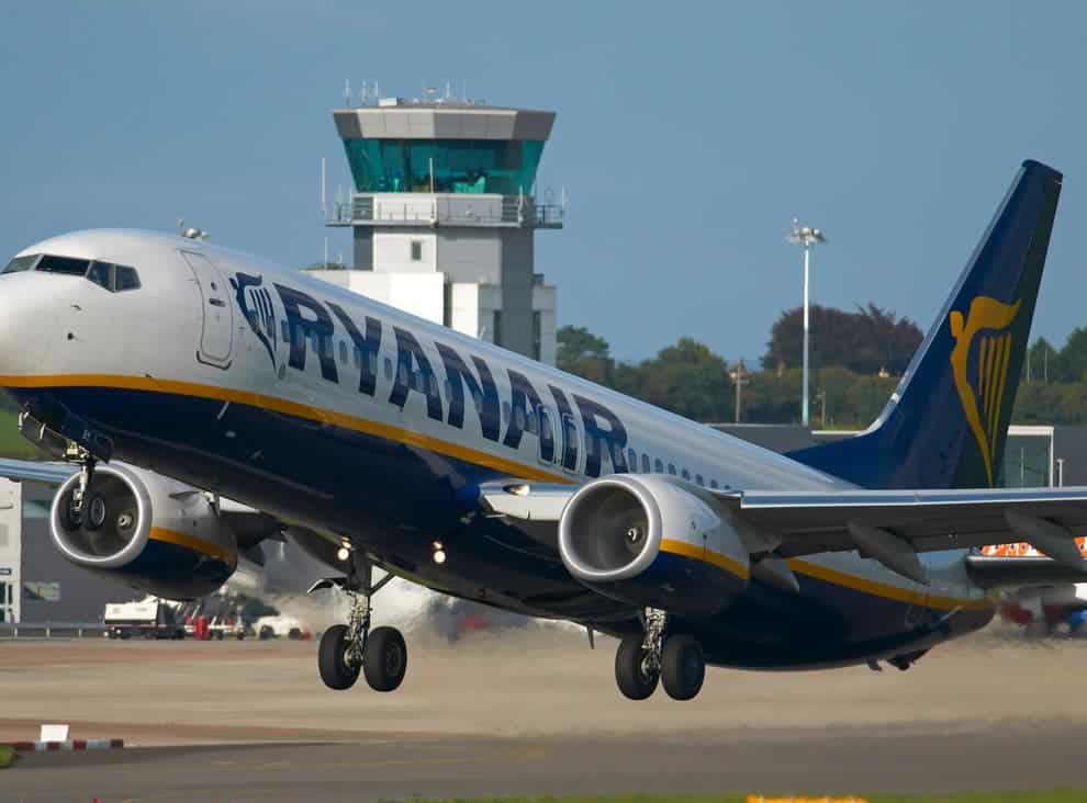 España multa por amenazar los precios de los billetes de las compañías aéreas de bajo coste
