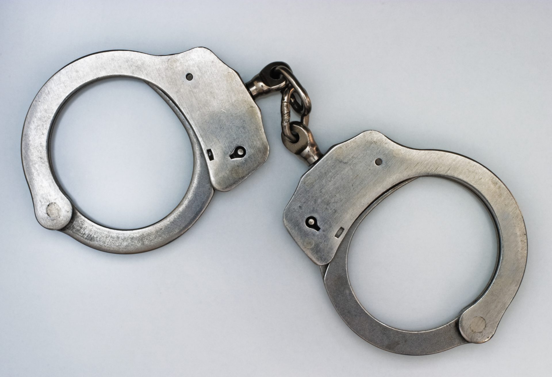 Mamá supuestamente ahogó a su hija de 14 años