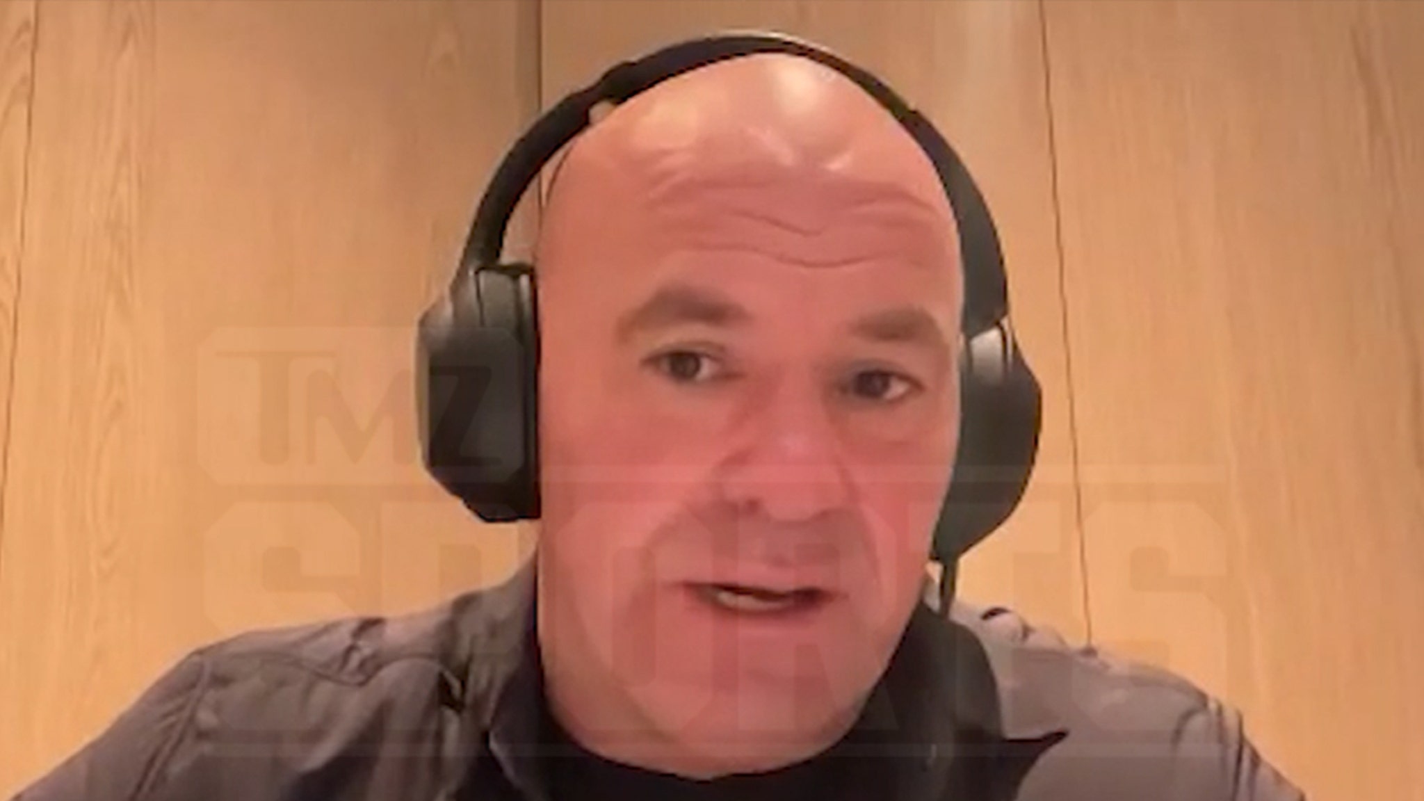 Dana White dice que Donald Trump y Conor McGregor recibieron las ovaciones más fuertes de la historia