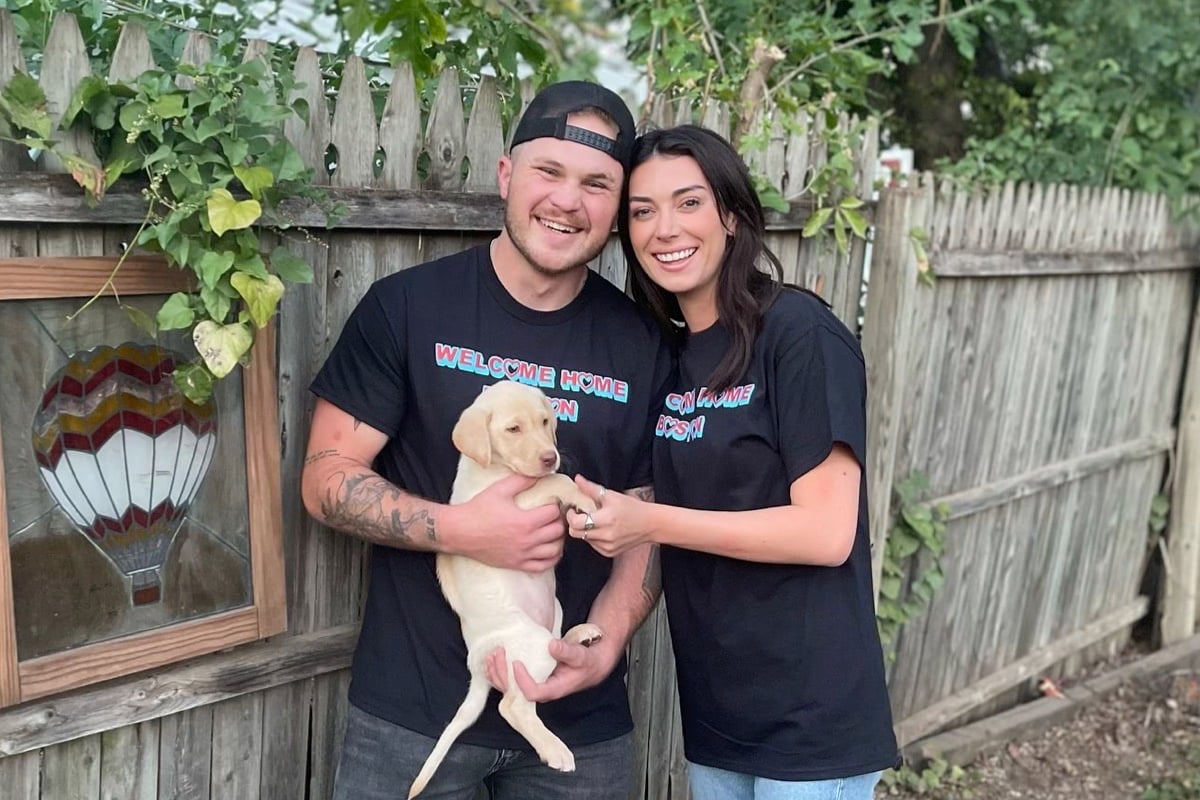 Zach Bryan acusado de abuso emocional por su ex novia Brianna Chickenfry, supuestamente le ofrecieron $ 12 millones en dinero NDA