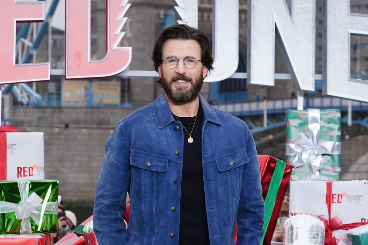 Instantáneas de celebridades: Chris Evans, Dwayne Johnson, Eddie Redmayne, Billy Porter y más