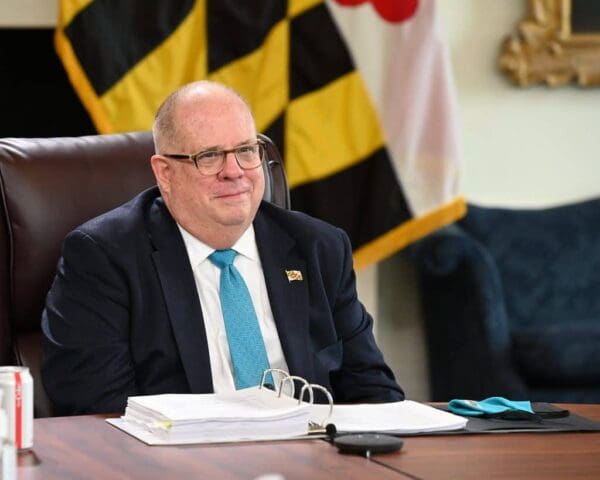 El republicano “Nunca Trump” Larry Hogan se jacta del respaldo de Trump en un evento privado para recaudar fondos