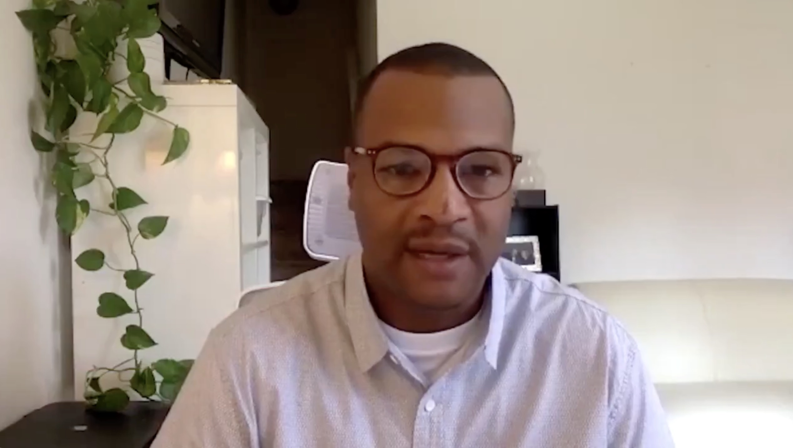 Líder de BLM anuncia que votará por Donald Trump y advierte que una victoria de Kamala Harris ‘sería un desastre para este país’ | El experto en puerta de enlace