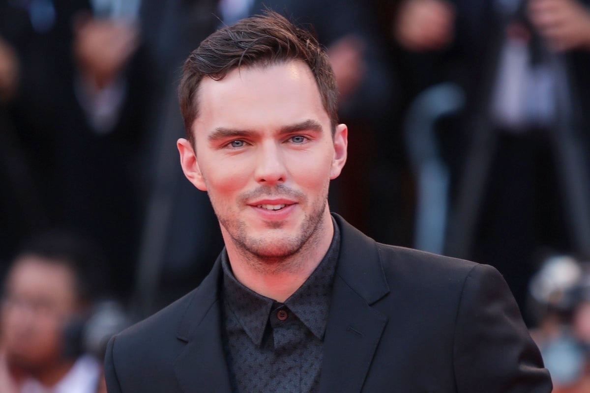 Nicholas Hoult descubrió que perdió el papel de Batman ante Robert Pattinson mientras se preparaba para su audición.