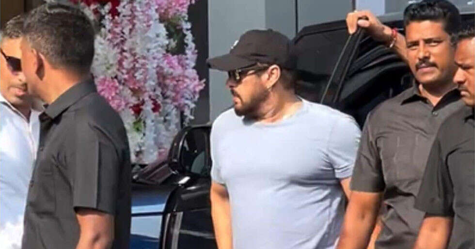 Salman Khan se dirige a Hyderabad para comenzar a filmar Sikandar