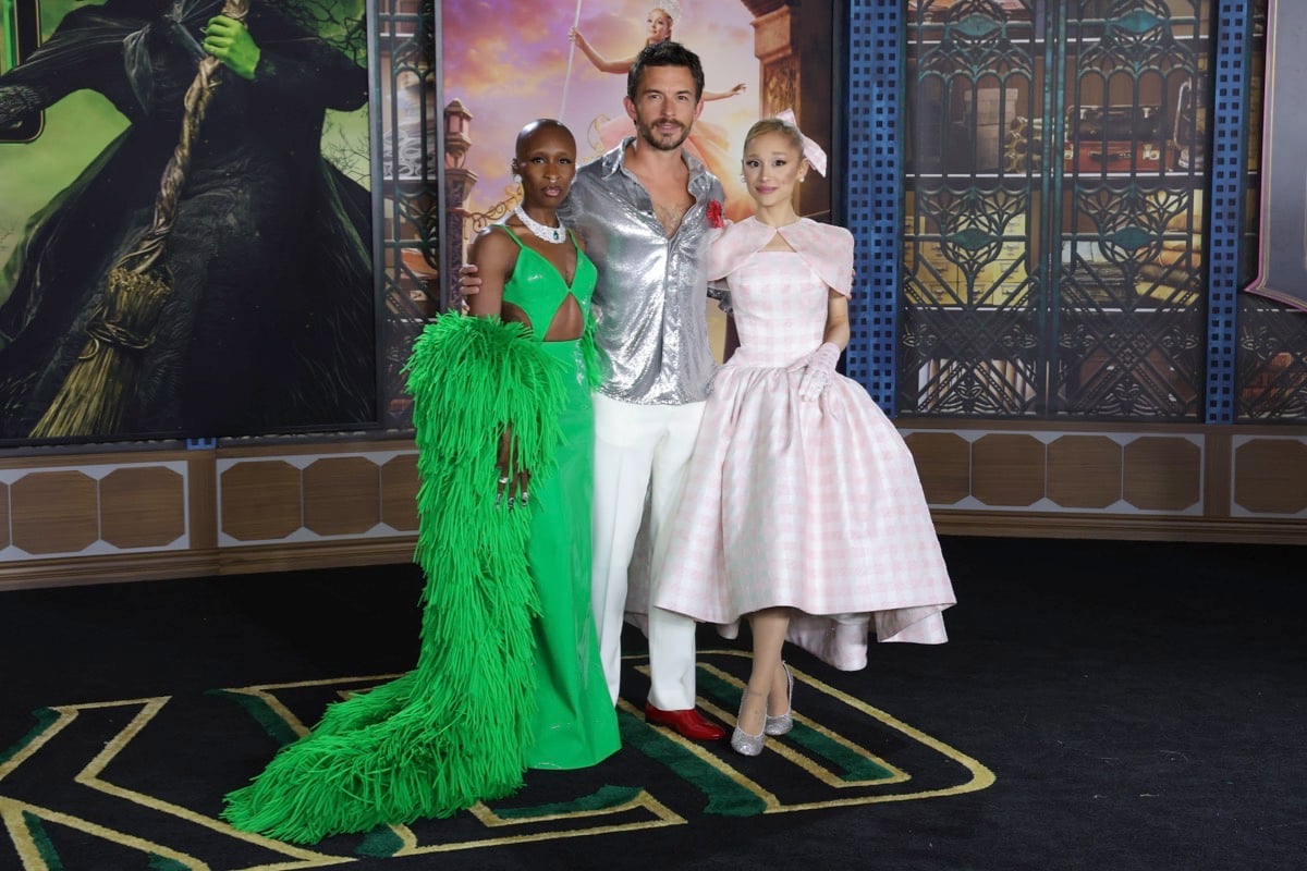 Ariana Grande, Cynthia Erivo, Jonathan Bailey y más mejores momentos de la alfombra roja del estreno de Wicked