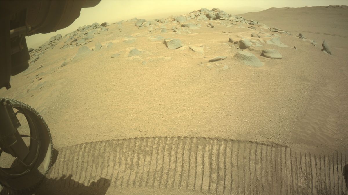El rover Perseverance de Marte envía una postal a casa desde el pintoresco ‘Pico Turquino’ (foto)