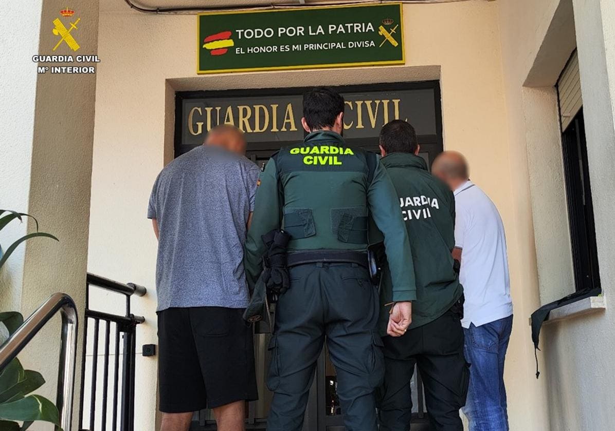 Los ladrones utilizaron el ‘método de deslizamiento’ para abrir puertas de entrada y robar en casas de vacaciones de lujo en la Costa Blanca
