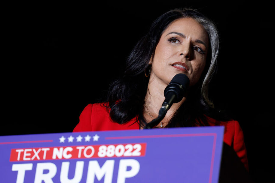 El crédulo Gabbard, la ACLU en alerta y un Trump a la defensiva