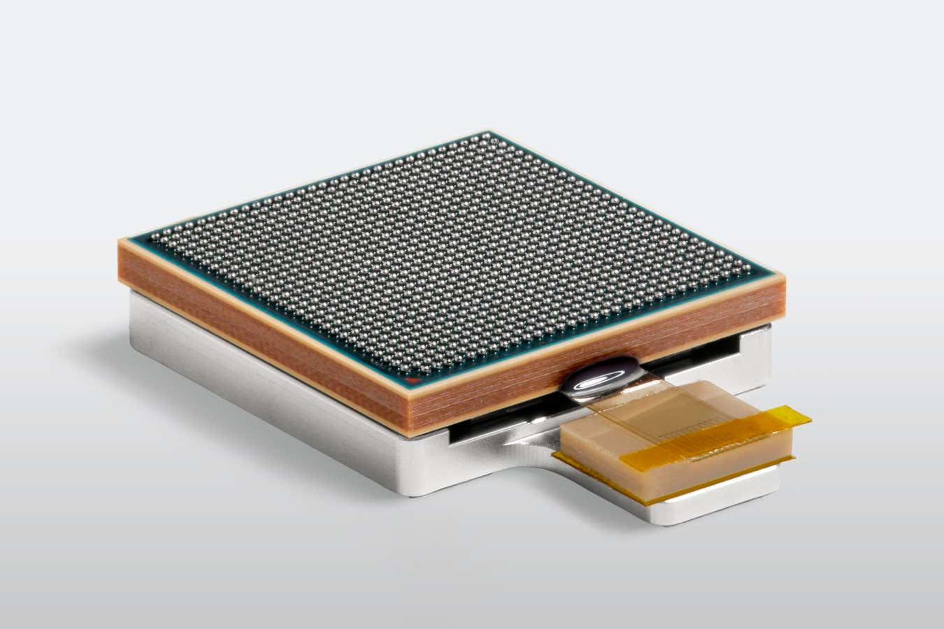 Los chips conectados con la luz podrían entrenar la IA más rápido y usar menos energía